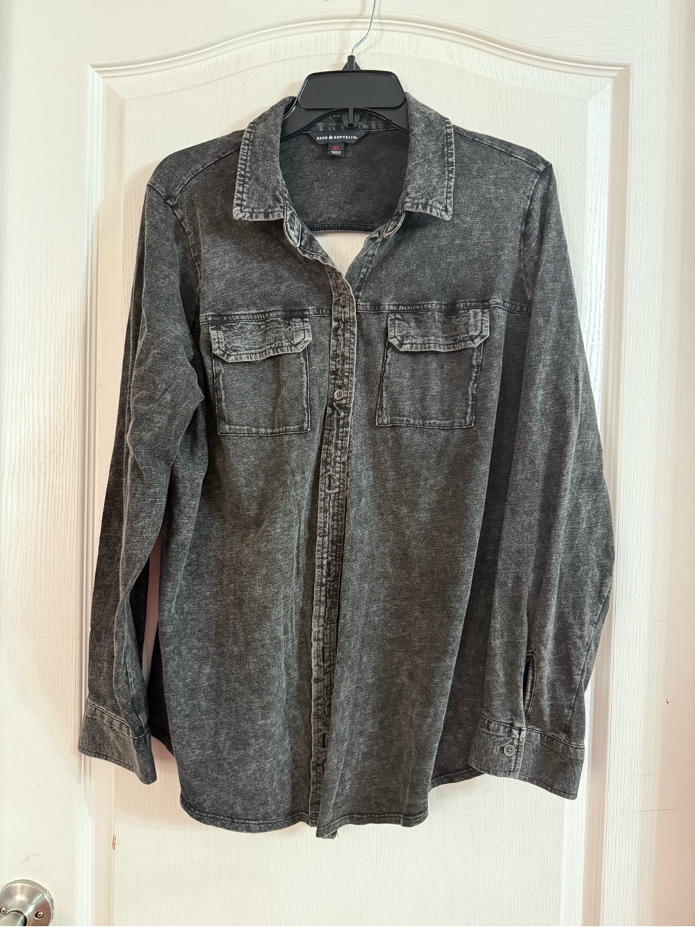 Rock & Republic Women’s Mineral Wash Button Up Sz 0X. SP-9